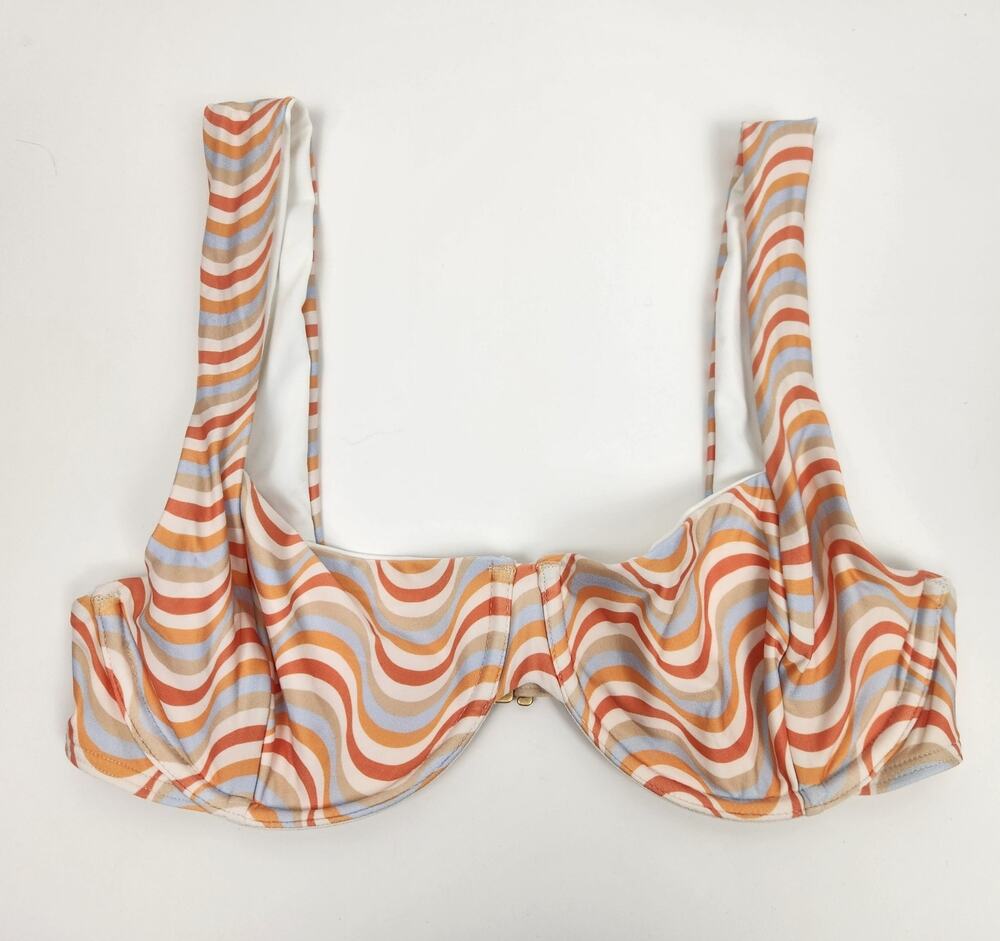 L*Space Tori Bikini Top in Stripes Size Medium NWT Underwires